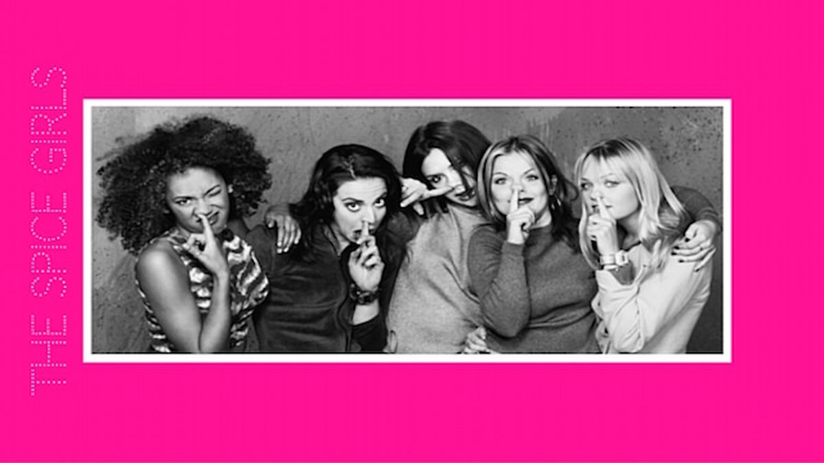 Strike a Pose: Famous Females Edition image number null