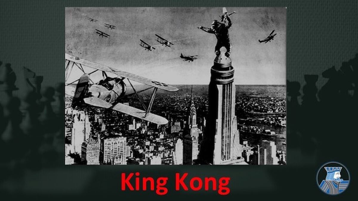 KING: Full Retreat image number null
