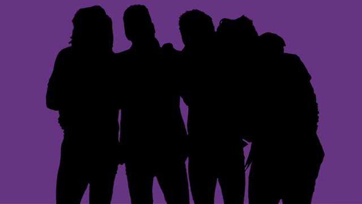Silhouettes: Volume 2 image number 6